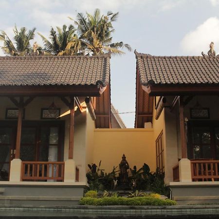 Ancut Sari Villa Ubud  Exterior photo