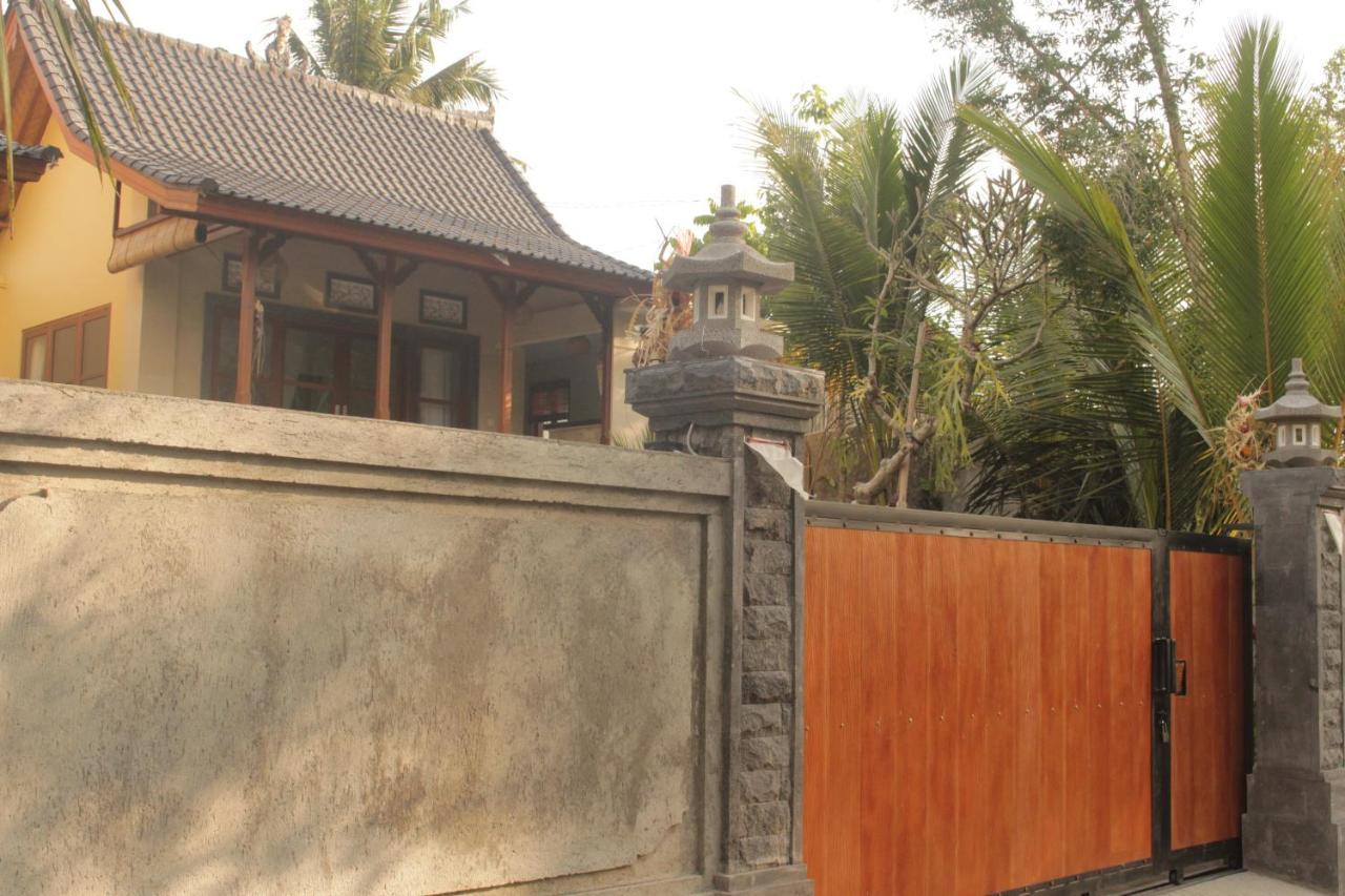 Ancut Sari Villa Ubud  Exterior photo